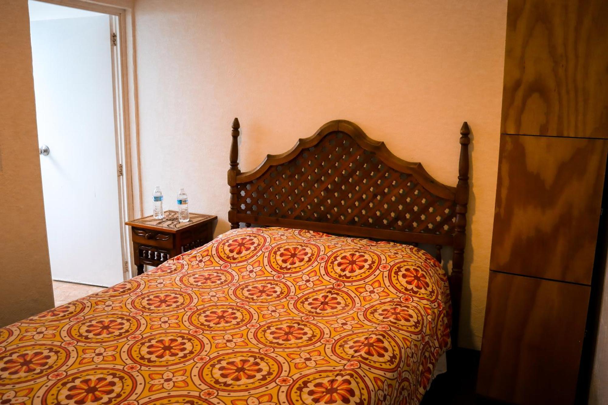 Hostal Cuija Coyoacan Berlin 268 Coyoacan Ciudad de México Exterior foto